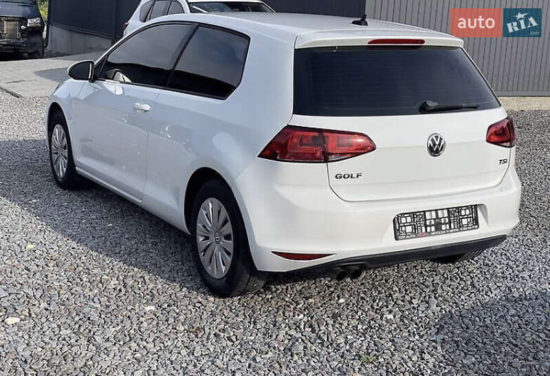 Хетчбек Volkswagen Golf 2014 в Яворові