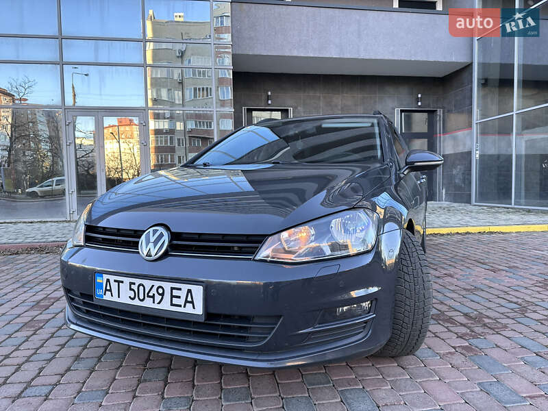 Универсал Volkswagen Golf 2014 в Ивано-Франковске