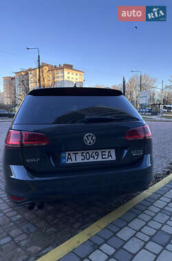 Универсал Volkswagen Golf 2014 в Ивано-Франковске