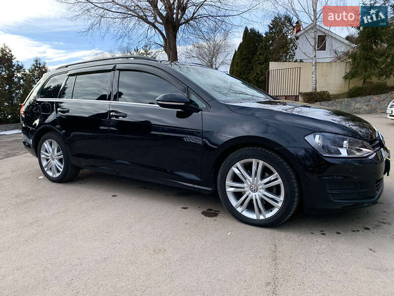 Универсал Volkswagen Golf 2016 в Одессе