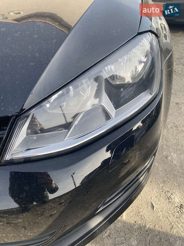 Универсал Volkswagen Golf 2016 в Одессе