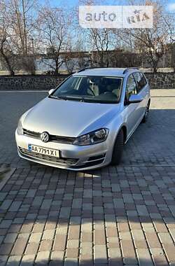 Універсал Volkswagen Golf 2014 в Києві
