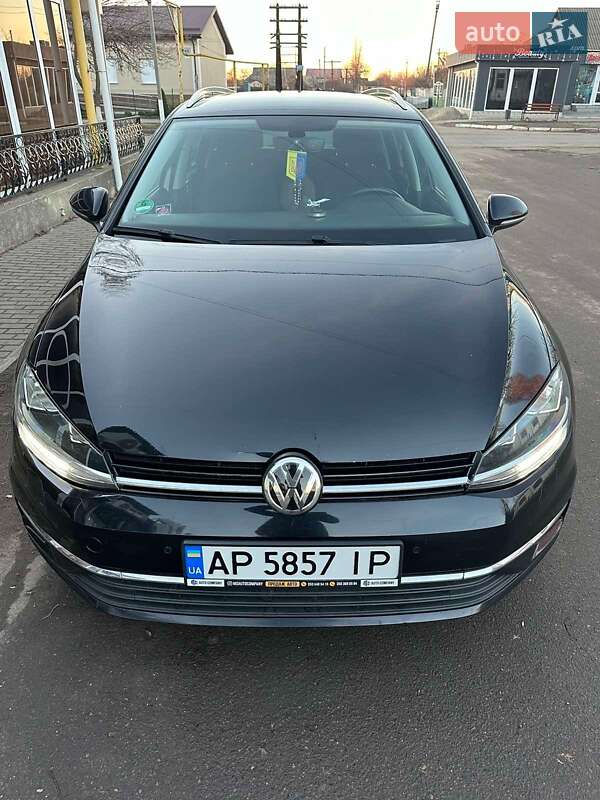 Універсал Volkswagen Golf 2017 в Врадіївці