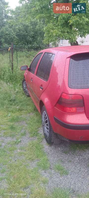 Хэтчбек Volkswagen Golf 2000 в Львове