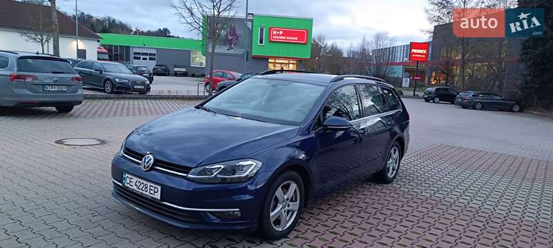 Универсал Volkswagen Golf 2017 в Ужгороде