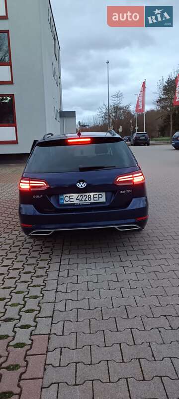 Универсал Volkswagen Golf 2017 в Ужгороде