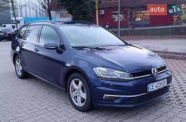 Универсал Volkswagen Golf 2017 в 