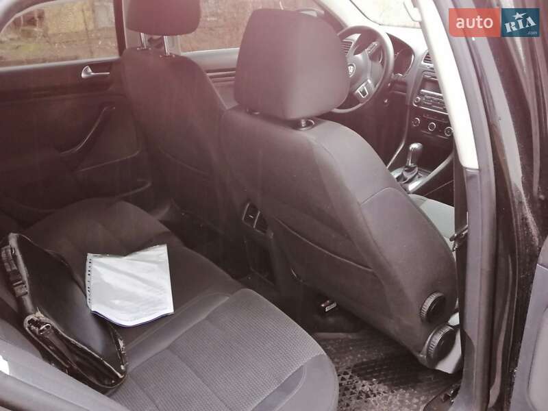 Универсал Volkswagen Golf 2013 в Житомире