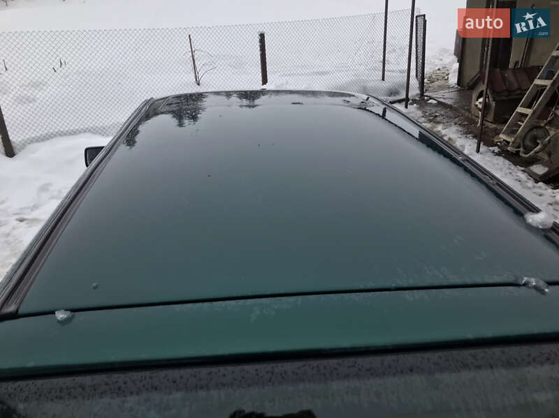 Хэтчбек Volkswagen Golf 1995 в Самборе