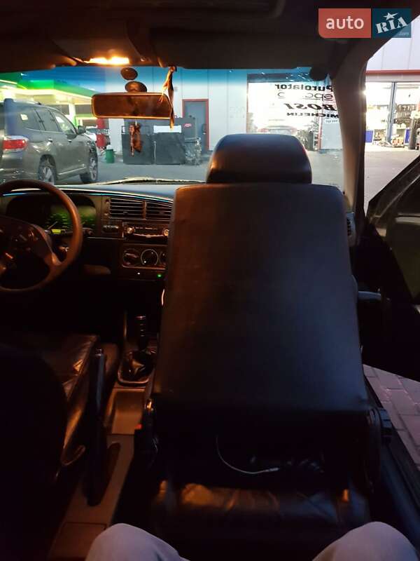 Хетчбек Volkswagen Golf 1991 в Києві