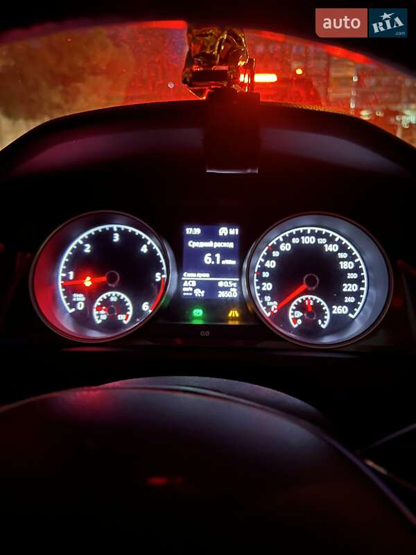 Универсал Volkswagen Golf 2018 в Ужгороде