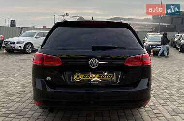 Универсал Volkswagen Golf 2013 в 