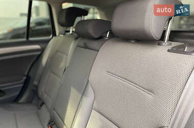 Универсал Volkswagen Golf 2013 в 