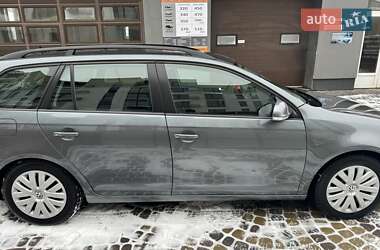 Универсал Volkswagen Golf 2009 в Львове