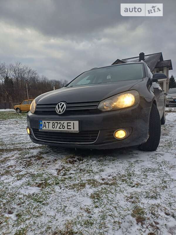 Универсал Volkswagen Golf 2011 в Ивано-Франковске