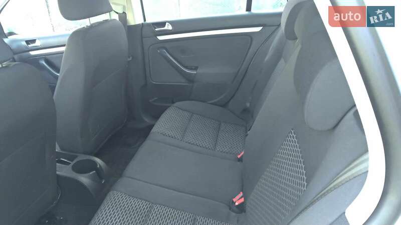 Універсал Volkswagen Golf 2011 в Одесі фото 5 Універсал Volkswagen Golf 2011 в Одесі