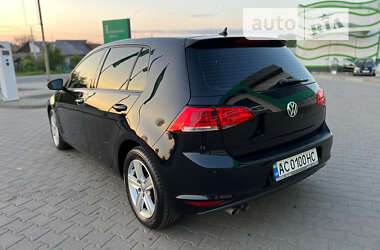 Хэтчбек Volkswagen Golf 2012 в Луцке