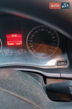 Универсал Volkswagen Golf 2008 в Золочеве