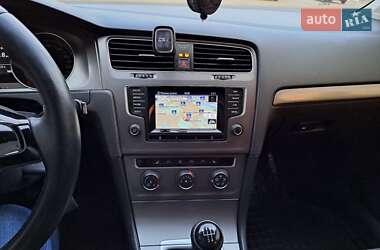 Универсал Volkswagen Golf 2015 в 
