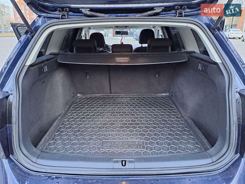 Універсал Volkswagen Golf 2015 в Полтаві
