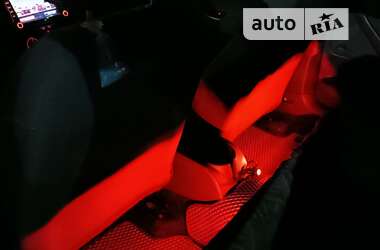 Хетчбек Volkswagen Golf 2008 в 