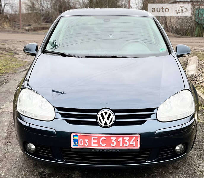 Хэтчбек Volkswagen Golf 2008 в Новомосковске