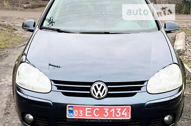 Хетчбек Volkswagen Golf 2008 в Новомосковську