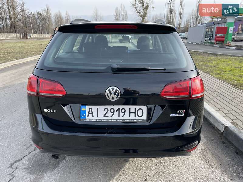Універсал Volkswagen Golf 2014 в Києві