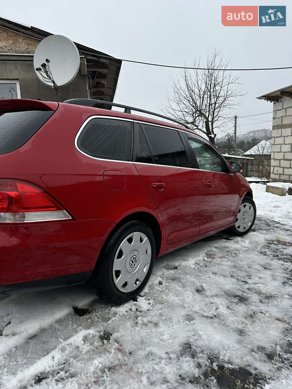 Універсал Volkswagen Golf 2007 в Житомирі