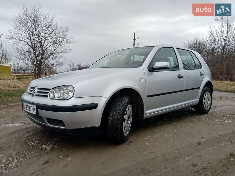 Volkswagen Golf 2003