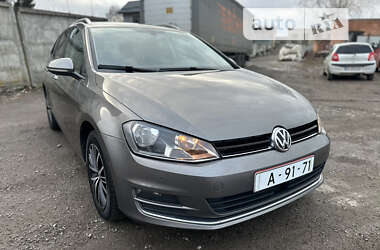 Универсал Volkswagen Golf 2017 в 
