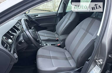Универсал Volkswagen Golf 2017 в 