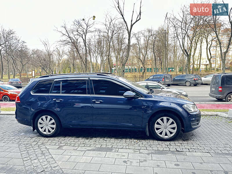 Універсал Volkswagen Golf 2014 в Києві