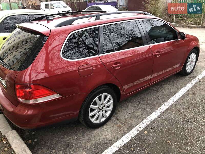 Універсал Volkswagen Golf 2008 в Вінниці