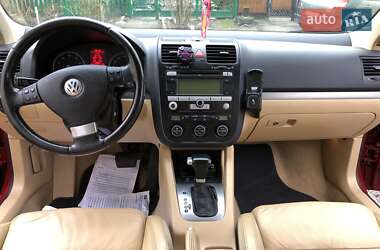 Универсал Volkswagen Golf 2008 в 