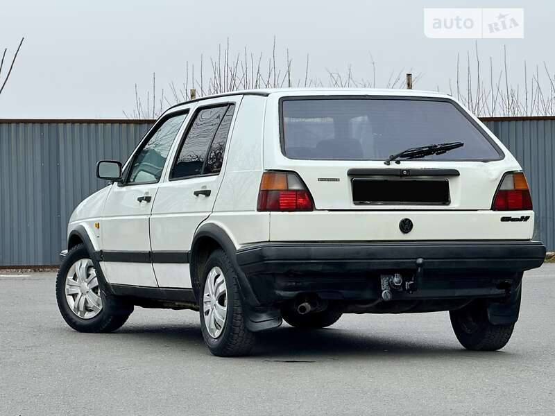 Хэтчбек Volkswagen Golf 1990 в Одессе