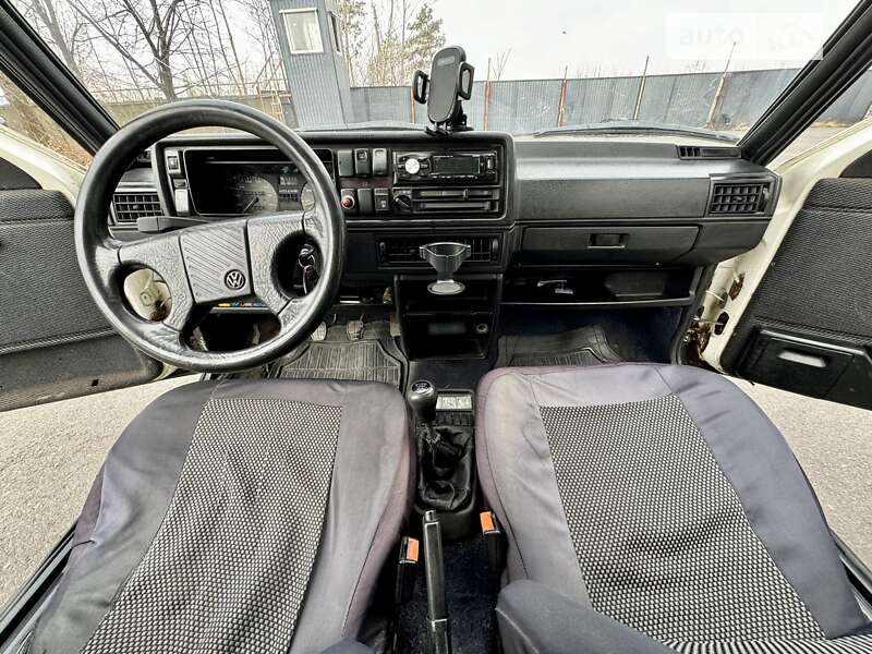 Хэтчбек Volkswagen Golf 1990 в Одессе
