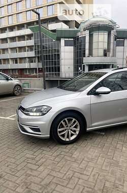 Универсал Volkswagen Golf 2018 в Луцке