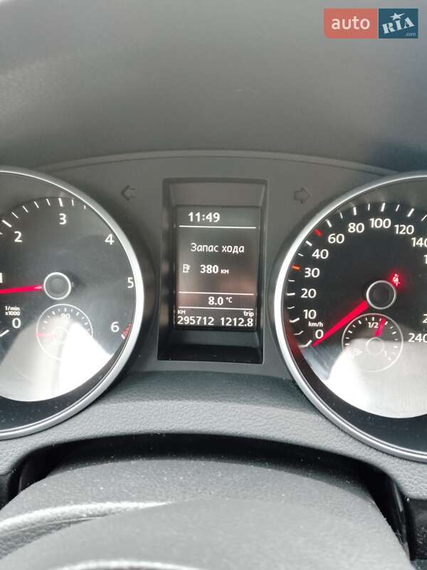 Універсал Volkswagen Golf 2012 в Івано-Франківську