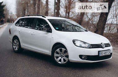 Універсал Volkswagen Golf 2012 в Тернополі