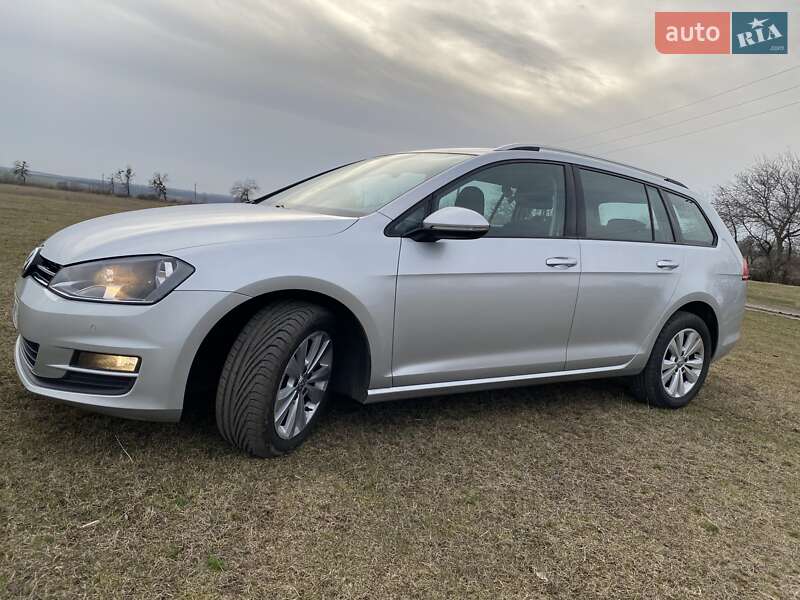 Універсал Volkswagen Golf 2016 в Крижополі