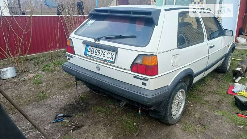 Хэтчбек Volkswagen Golf 1988 в Оратове