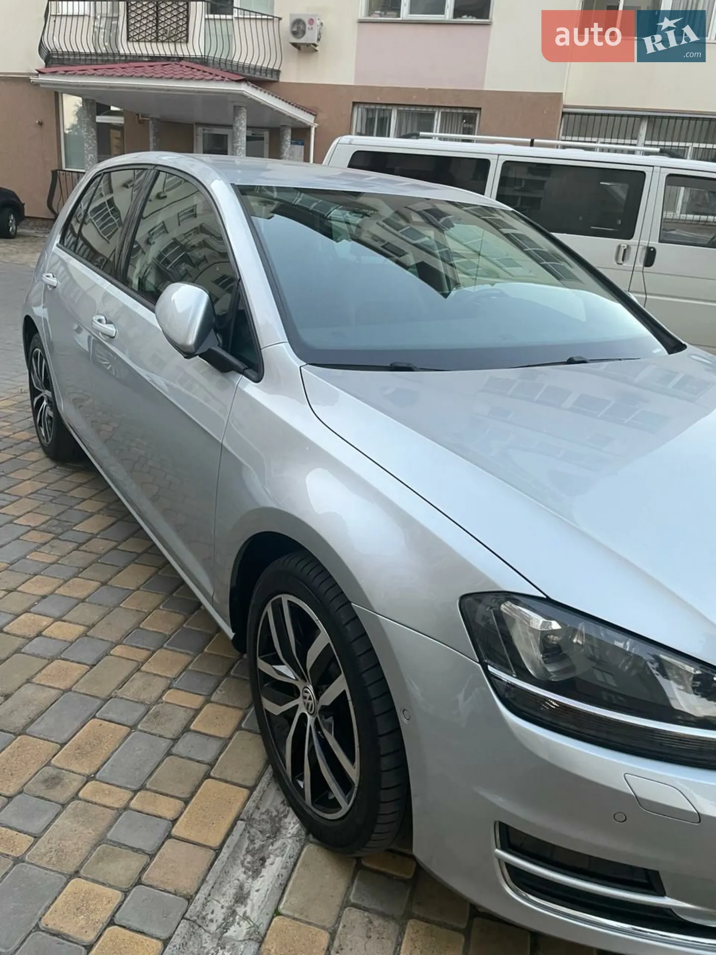 Volkswagen Golf 2014 VIN WVWZZZAUZEW262684 фото оголошення 3 з 18