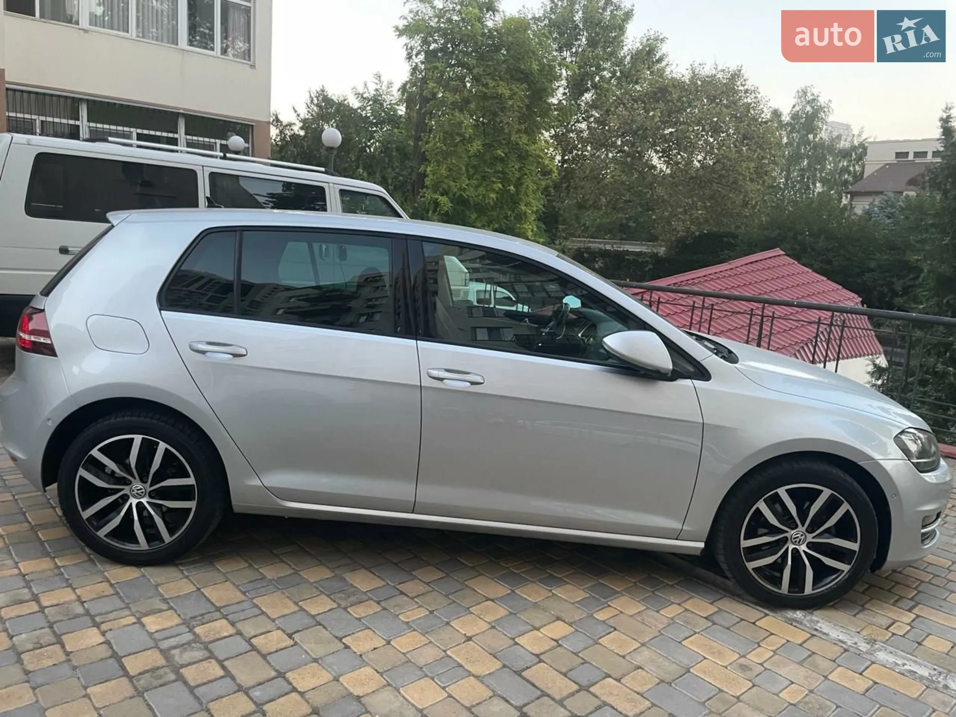 Volkswagen Golf 2014 VIN WVWZZZAUZEW262684 фото оголошення 8 з 18