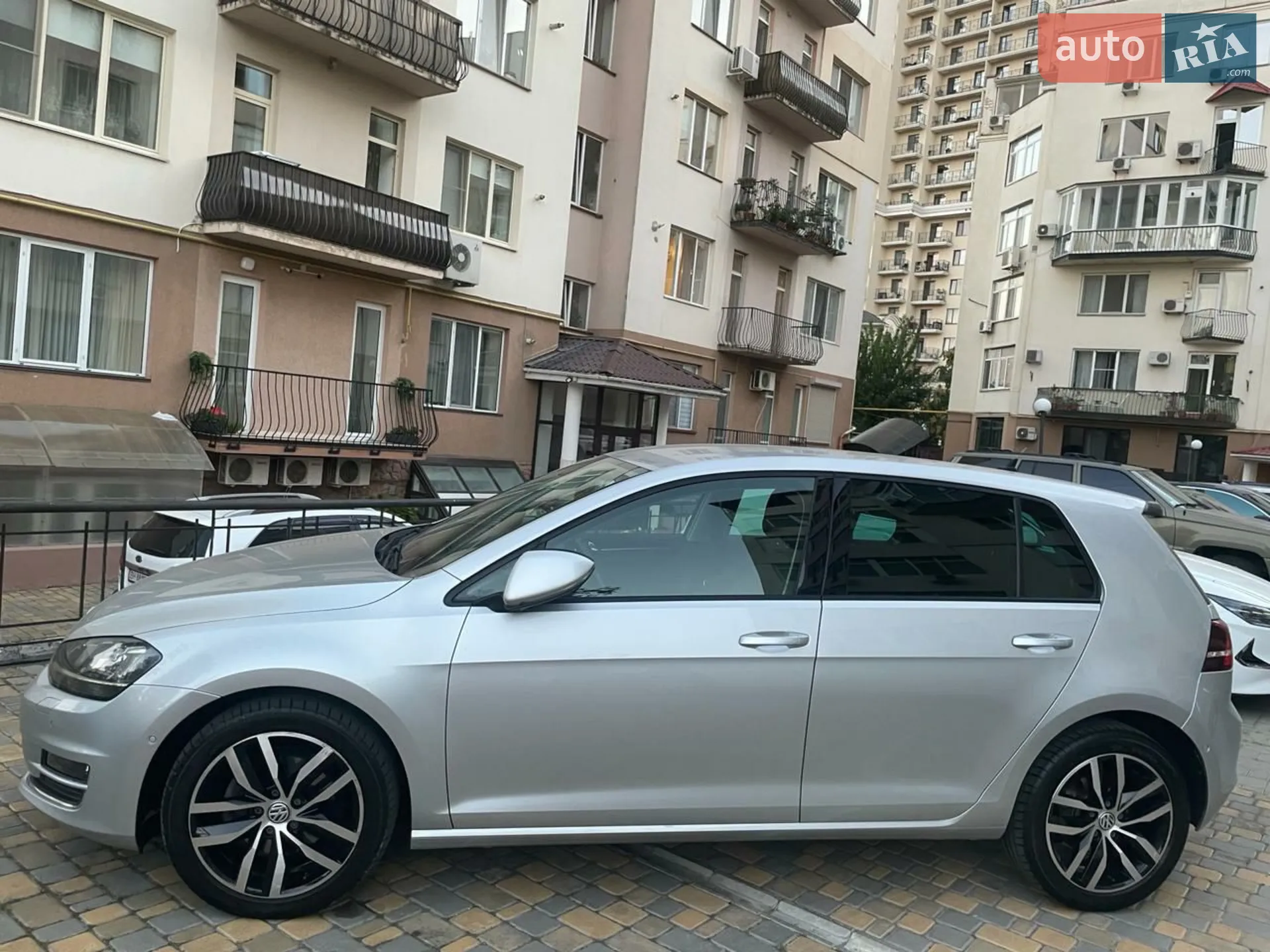 Volkswagen Golf 2014 VIN WVWZZZAUZEW262684 фото оголошення 11 з 18