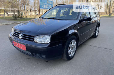 Универсал Volkswagen Golf 2005 в Николаеве