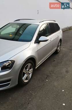 Универсал Volkswagen Golf 2013 в Ужгороде