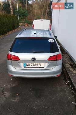 Универсал Volkswagen Golf 2013 в Ужгороде