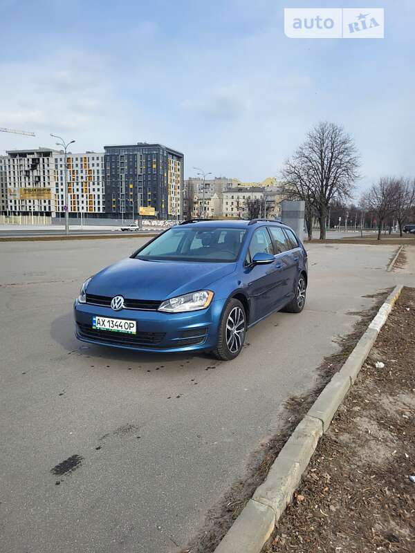 Універсал Volkswagen Golf 2016 в Харкові
