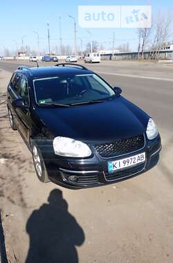 Універсал Volkswagen Golf 2008 в Києві